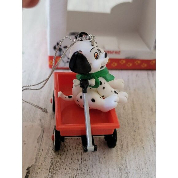 Enesco Dalmatian 101 Merry Xmas puppy wagon ornament - Picture 4 of 7